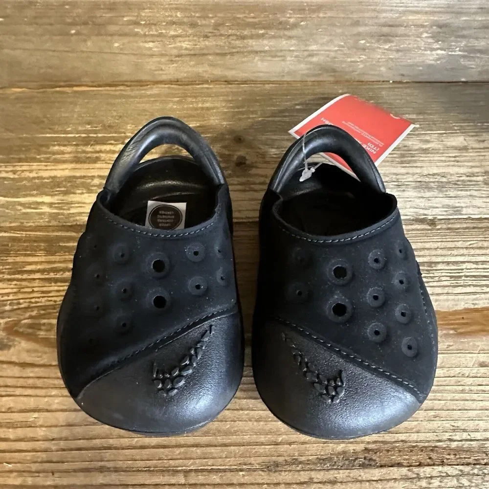 New $55 Infant Nike Aqua Swoosh Water/Land‎ Black Shoes Sandals Size 2C